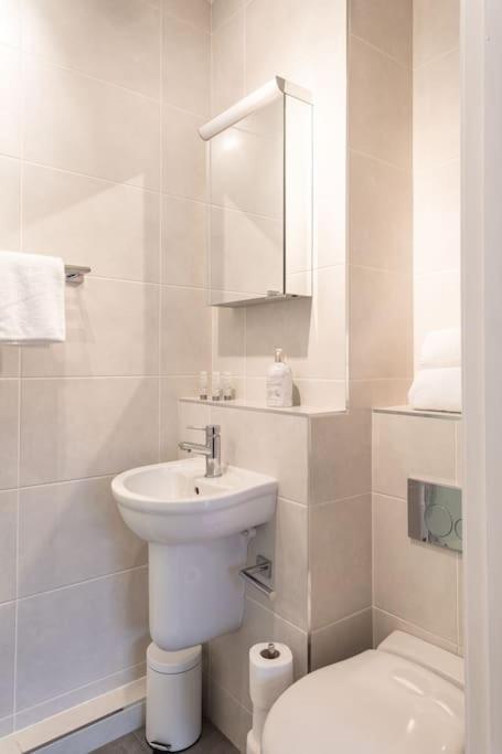 Best City Centre Luxurious Home Free Parking Belfast Eksteriør billede