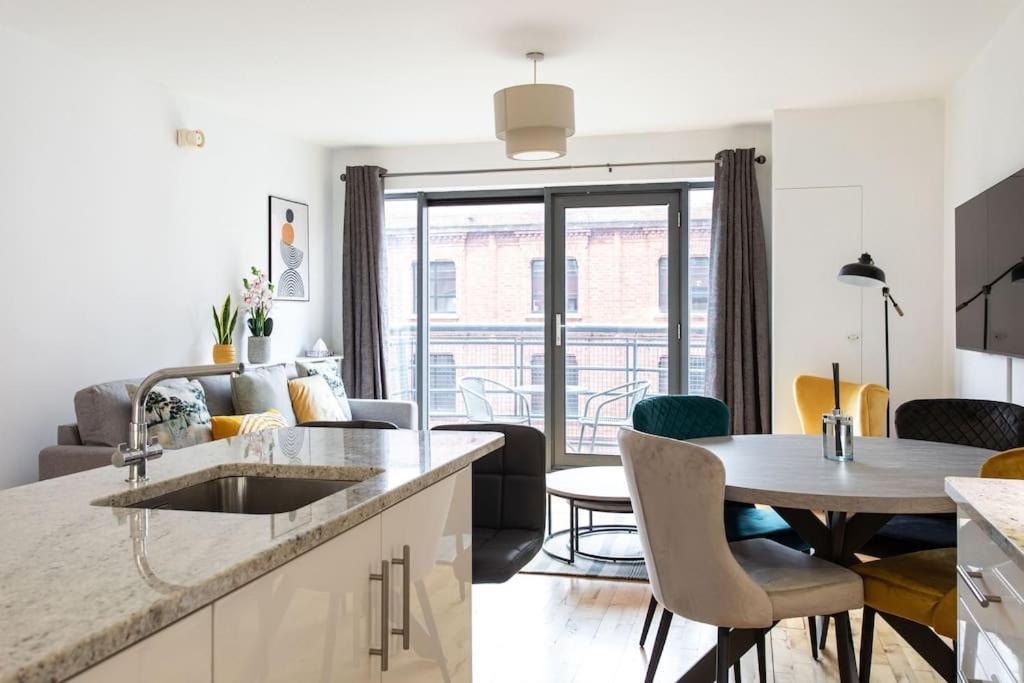Best City Centre Luxurious Home Free Parking Belfast Eksteriør billede